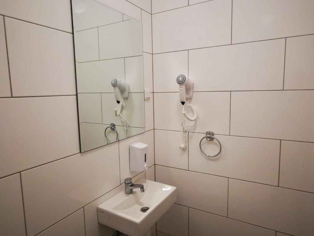 טאלין Oldtown Lux Hostel מראה חיצוני תמונה