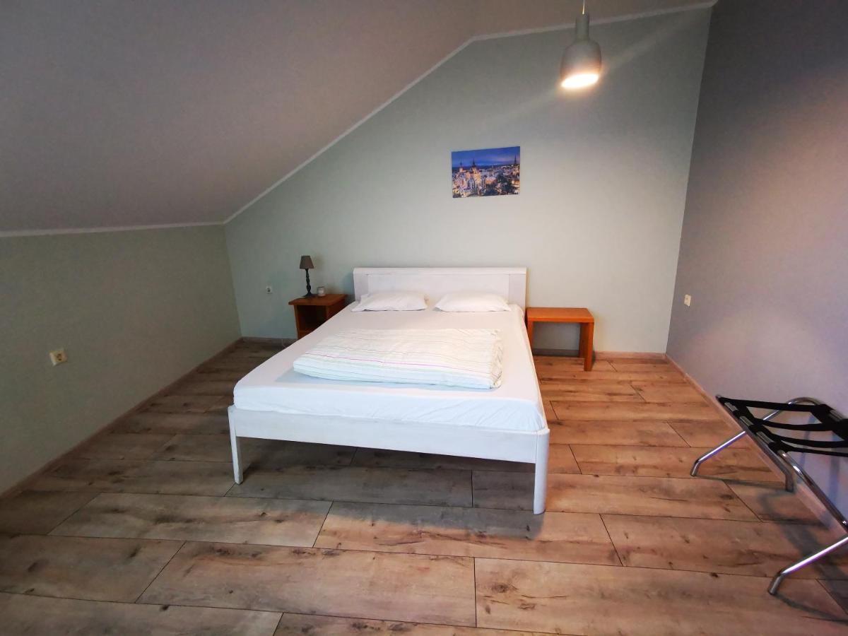 טאלין Oldtown Lux Hostel מראה חיצוני תמונה